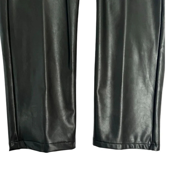 Abercrombie & Fitch The '90s Relaxed Jean Curve Love Black Faux Leather Size 14s - Picture 8 of 10